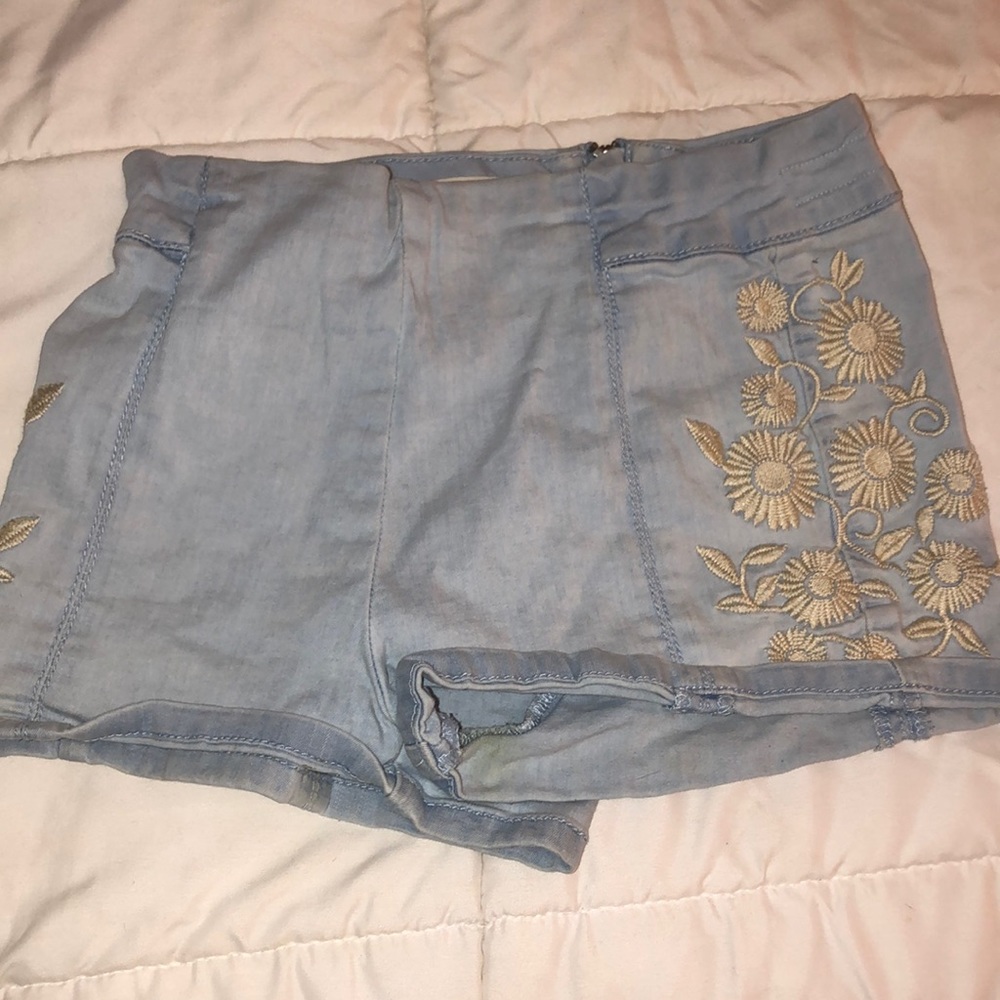 Bullhead Jean high waisted shorts